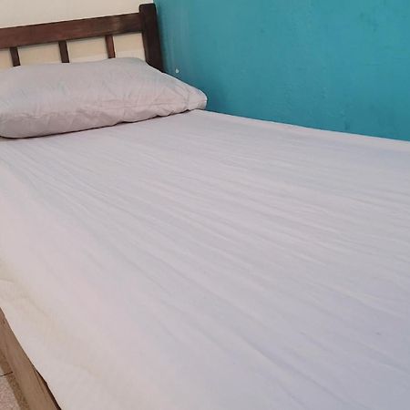 Hostel Sion - Apartamentos อิตันญาเอม ภายนอก รูปภาพ