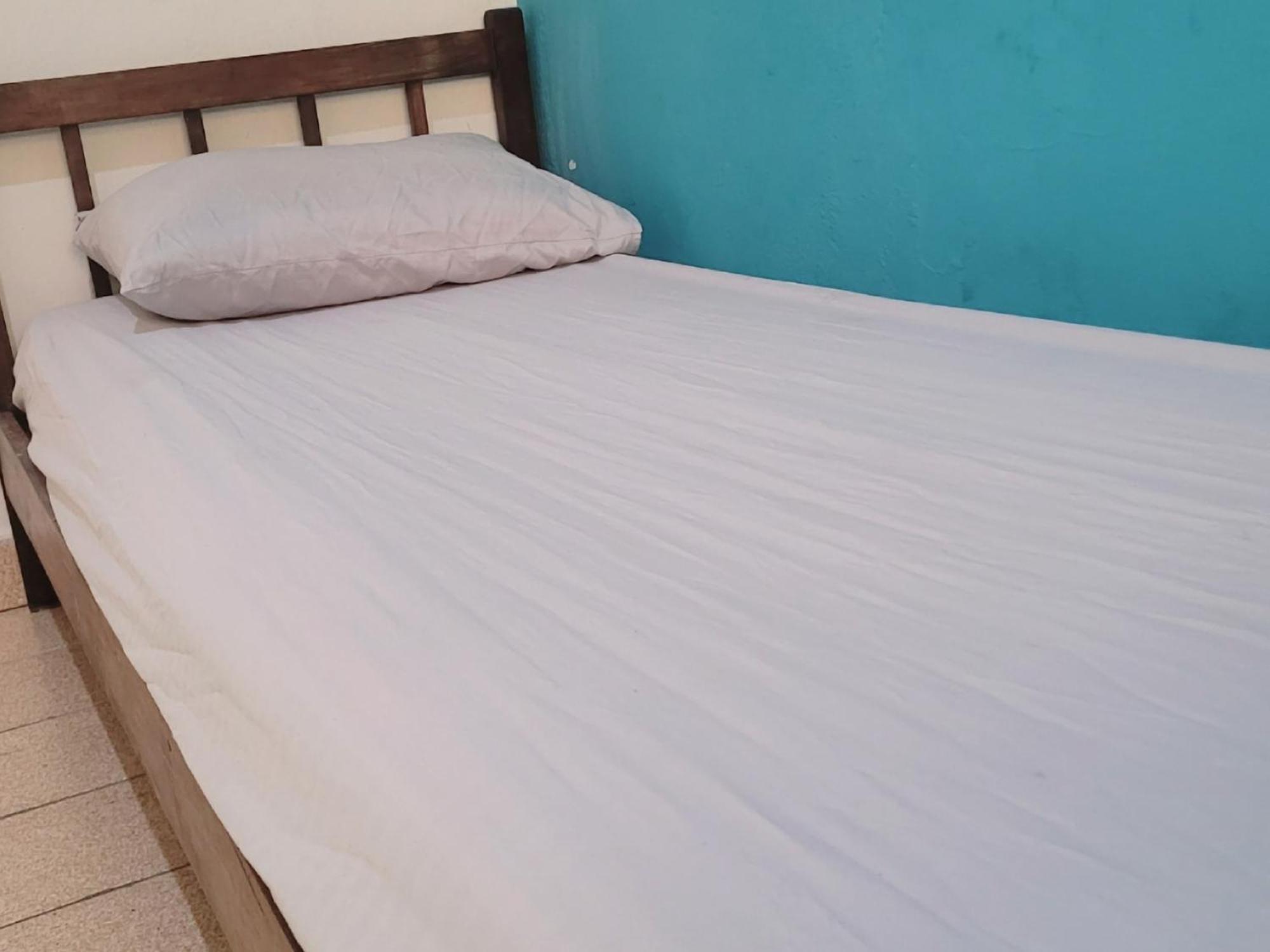 Hostel Sion - Apartamentos อิตันญาเอม ภายนอก รูปภาพ